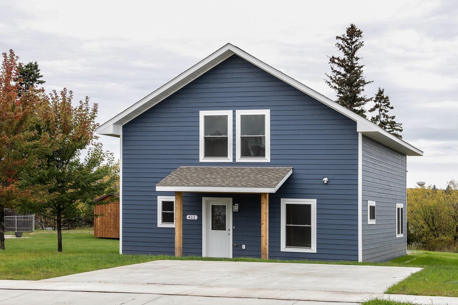 411 4th Avenue Two Harbors, MN 55616 - Photo 3 of 19