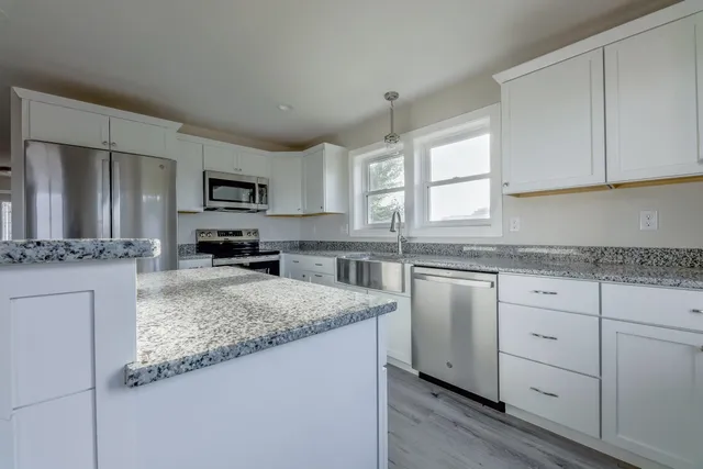 $374,000 | 411 4th Avenue, Two Harbors, MN 55616