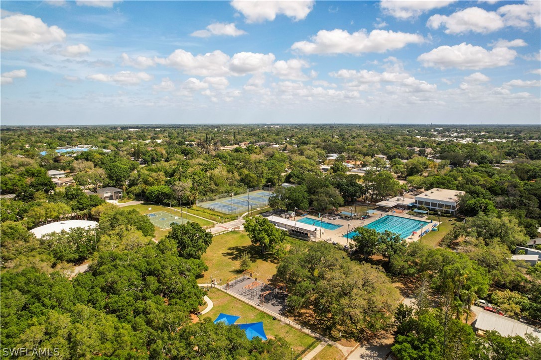 2345 Floyd Street Sarasota, FL 34239 - Photo 29 of 30 a view of a city
