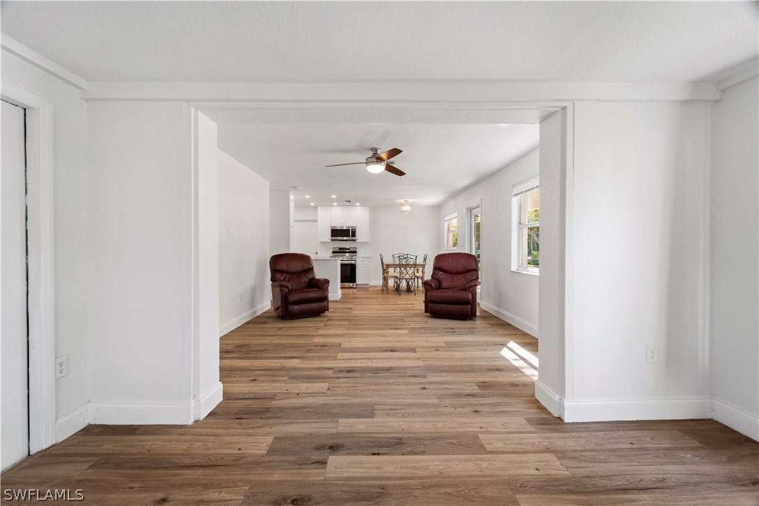 2345 Floyd Street Sarasota, FL 34239 - Photo 10 of 30 a view of a livingroom with furniture and a ceiling fan
