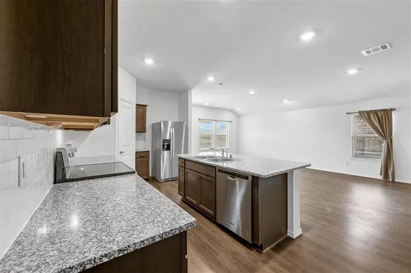 $1,950 | 508 Windrow Drive, Royse City, TX 75189