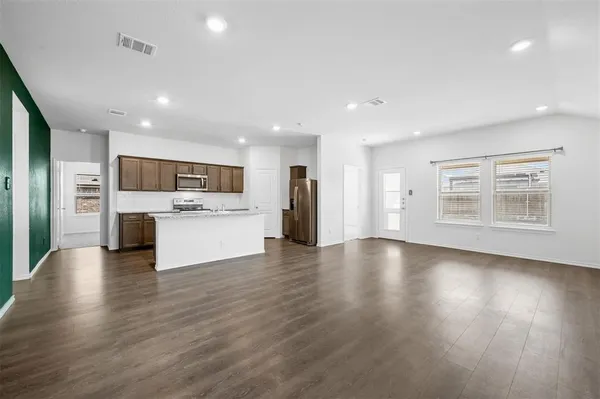 $1,950 | 508 Windrow Drive, Royse City, TX 75189