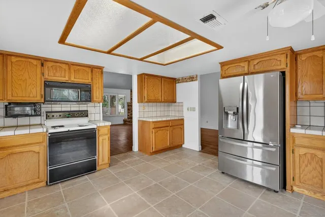 $455,000 | 1628 Buena Vista Drive, Yuba City, CA 95993