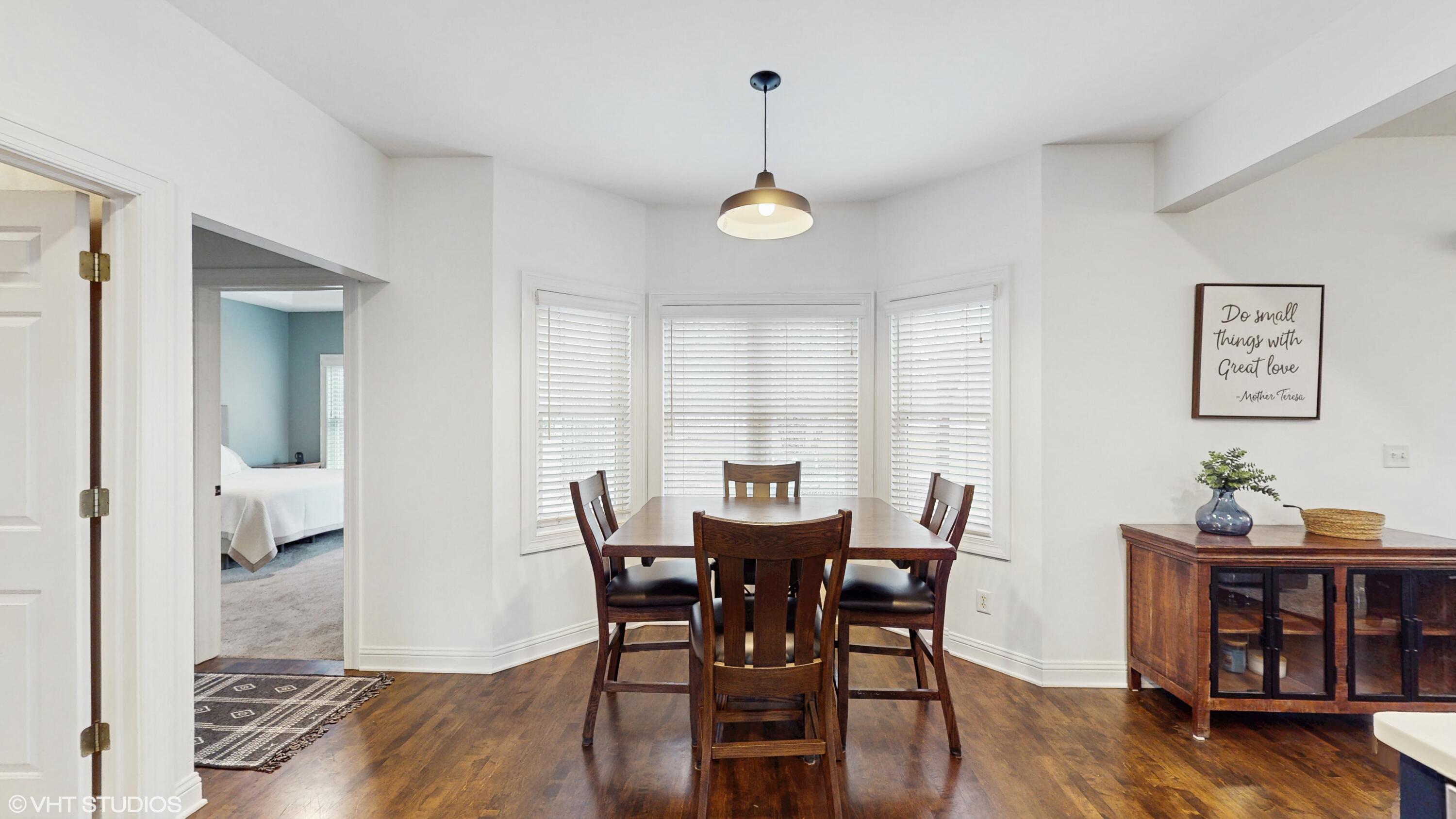 425 Maple Lane Williams Bay, WI 53191 - Photo 8 of 38 08_425MapleLn_2008_HiRes