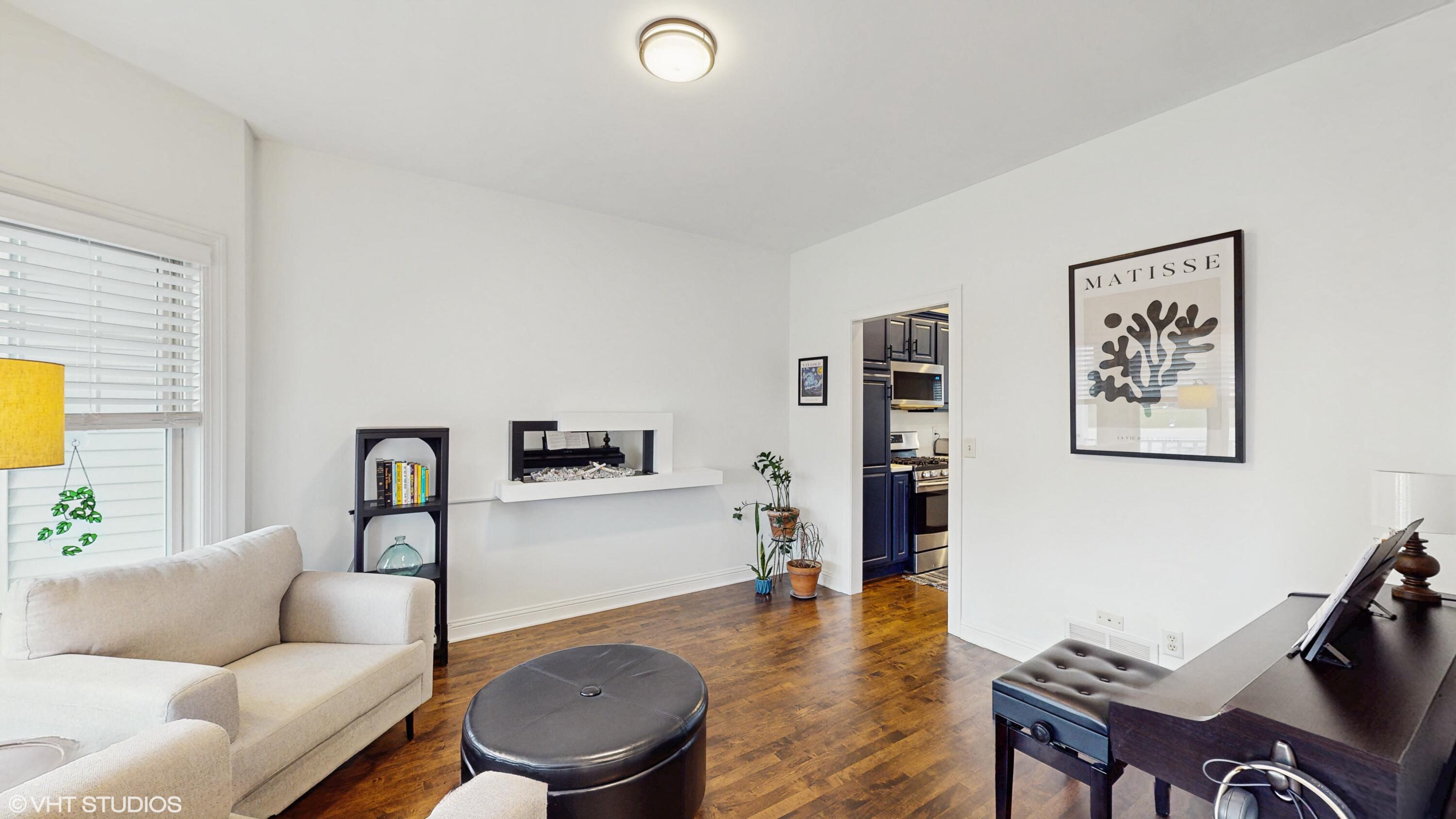 425 Maple Lane Williams Bay, WI 53191 - Photo 12 of 38 12_425MapleLn_2012_HiRes