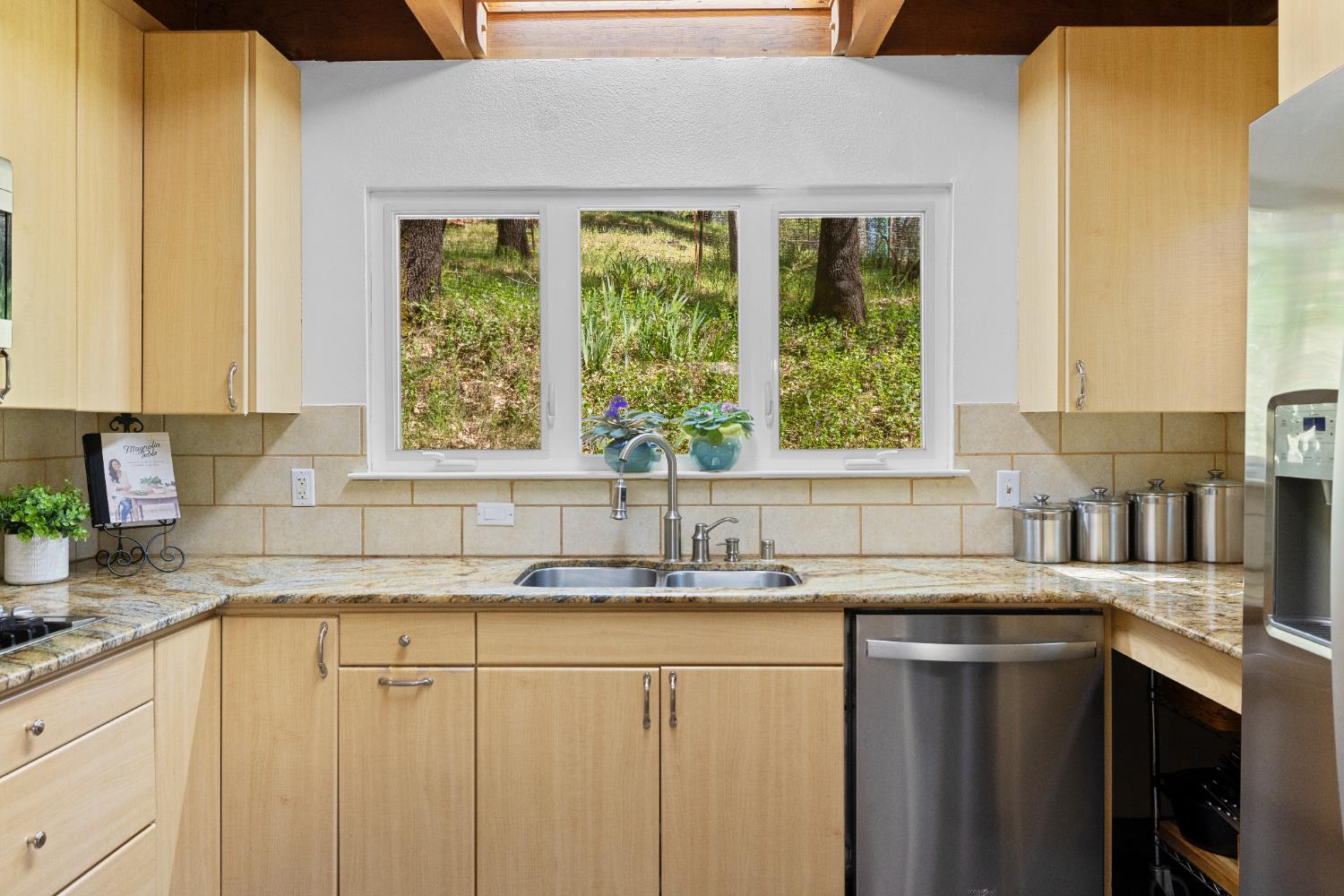 1250 Combie Road Meadow Vista, CA 95722 - Photo 11 of 31