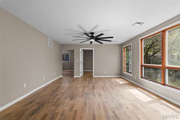 $279,900 | 716 North Jefferson Street, Litchfield, IL 62056