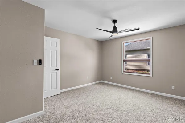 $279,900 | 716 North Jefferson Street, Litchfield, IL 62056