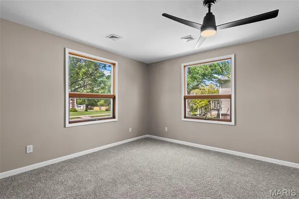 $279,900 | 716 North Jefferson Street, Litchfield, IL 62056