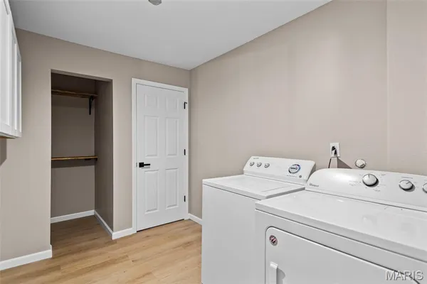 $279,900 | 716 North Jefferson Street, Litchfield, IL 62056