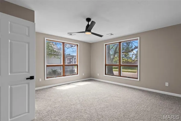 $279,900 | 716 North Jefferson Street, Litchfield, IL 62056