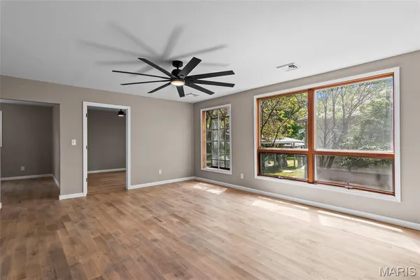 $279,900 | 716 North Jefferson Street, Litchfield, IL 62056