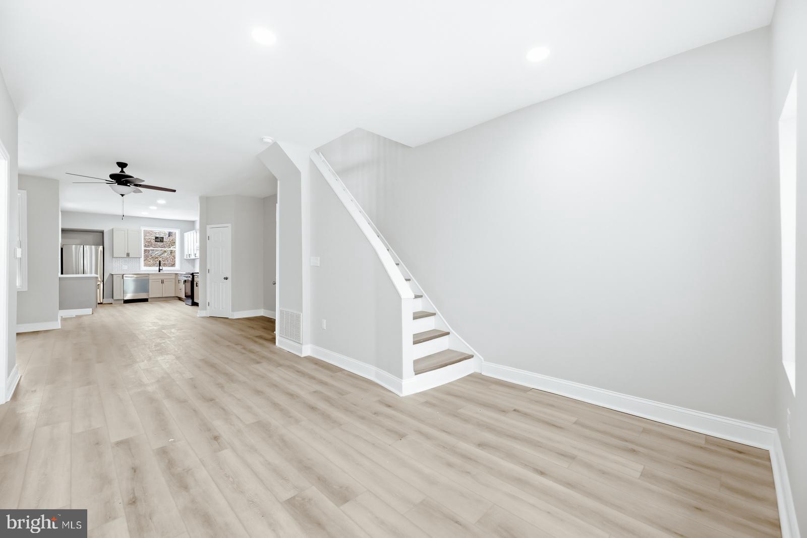 3451 Cottman Avenue Philadelphia, PA 19149 - Photo 6 of 32