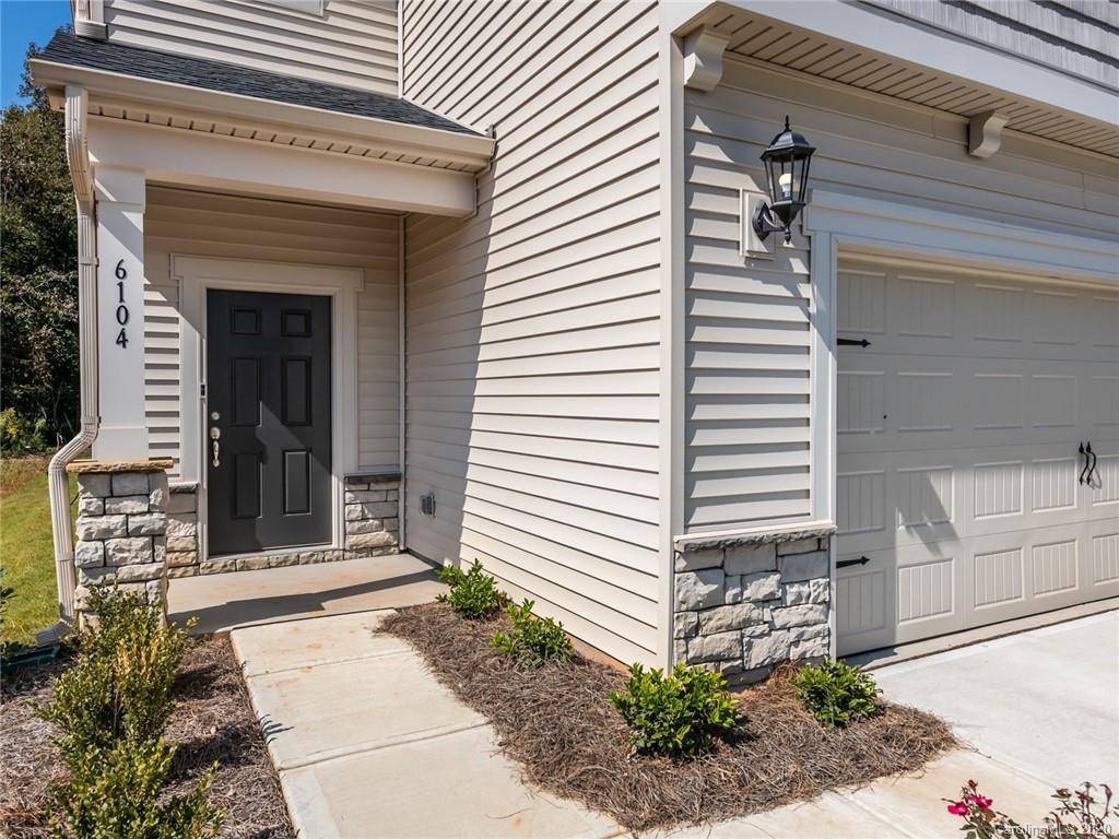 6104 Hailstone Road Charlotte, NC 28215 - Photo 2 of 15 Gallery Image 2
