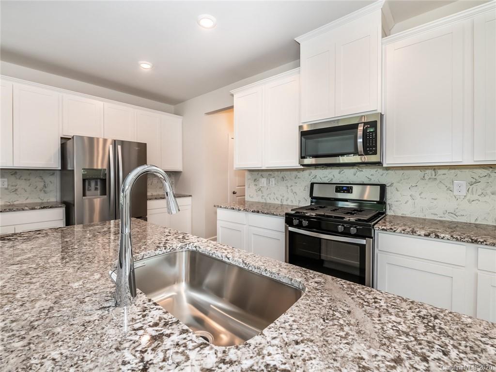 6104 Hailstone Road Charlotte, NC 28215 - Photo 12 of 15 Gallery Image 12
