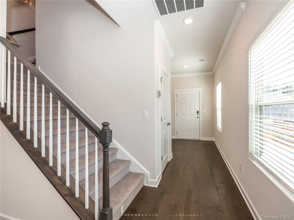 6104 Hailstone Road Charlotte, NC 28215 - Photo 4 of 15 Gallery Image 4