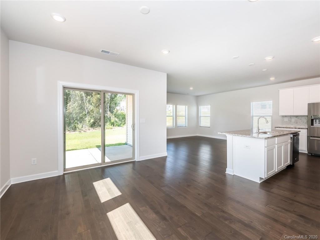 6104 Hailstone Road Charlotte, NC 28215 - Photo 7 of 15 Gallery Image 7