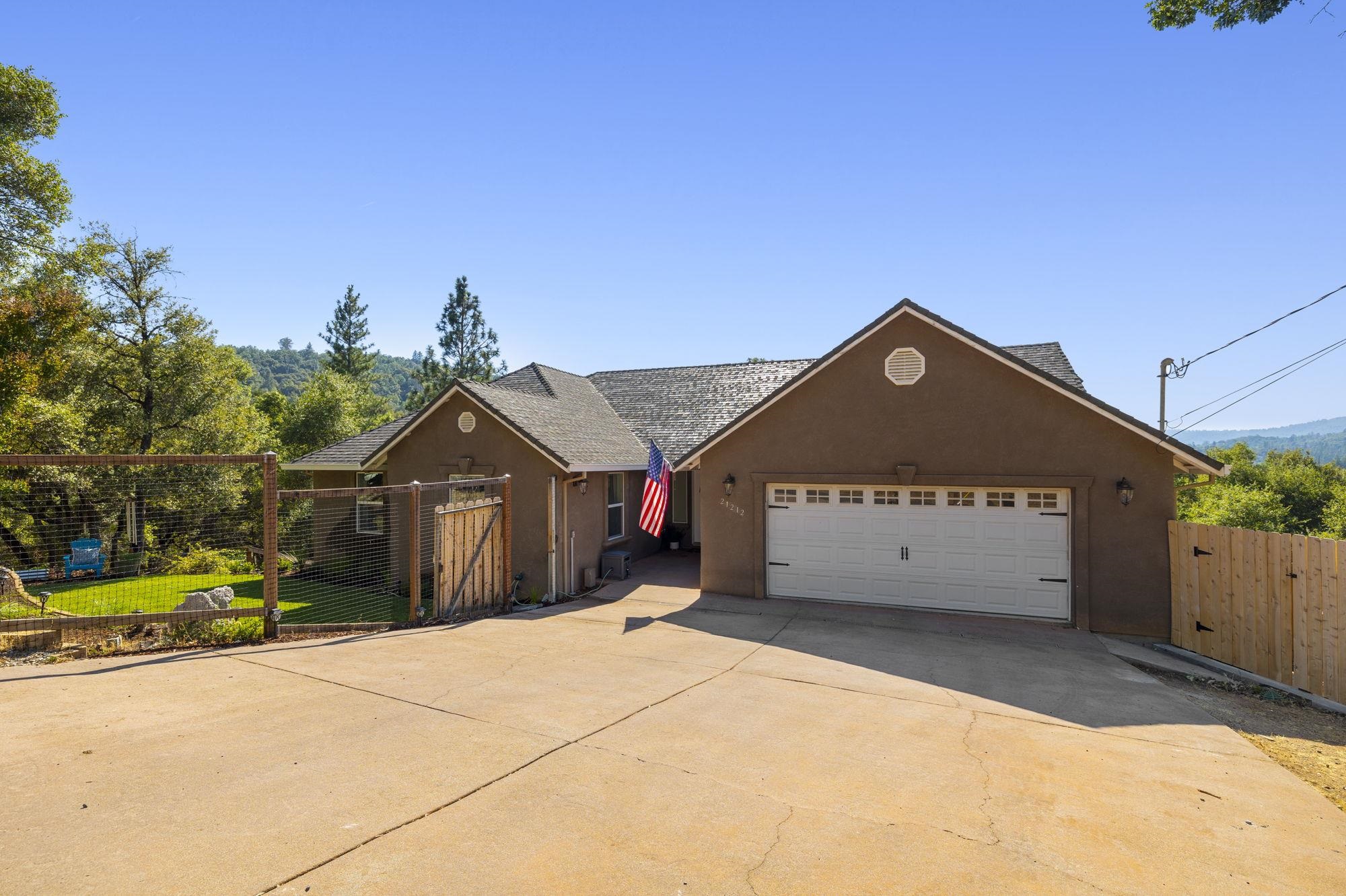 21212 Ridgeview Drive Sonora, CA 95370 - Photo 2 of 41