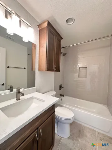 $1,975 | 2017 Ridge View Drive, San Marcos, TX 78666