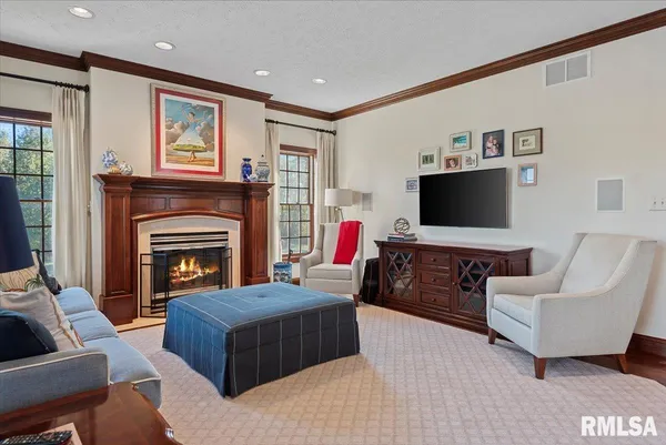 $1,150,000 | 7355 New City Road, Rochester, IL 62563