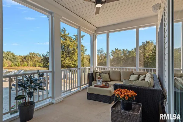 $1,150,000 | 7355 New City Road, Rochester, IL 62563