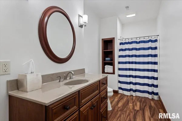 $1,150,000 | 7355 New City Road, Rochester, IL 62563