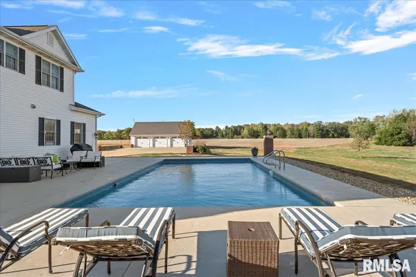 $1,150,000 | 7355 New City Road, Rochester, IL 62563