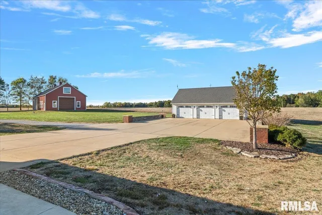 $1,275,000 | 7355 New City Road, Rochester, IL 62563