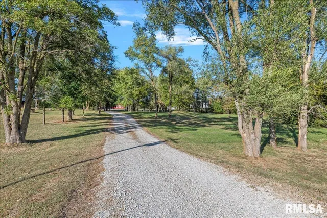 $1,275,000 | 7355 New City Road, Rochester, IL 62563