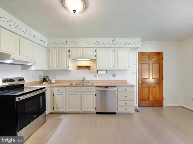 $585,000 | 6601 Facchina Lane, Glenn Dale, MD 20769