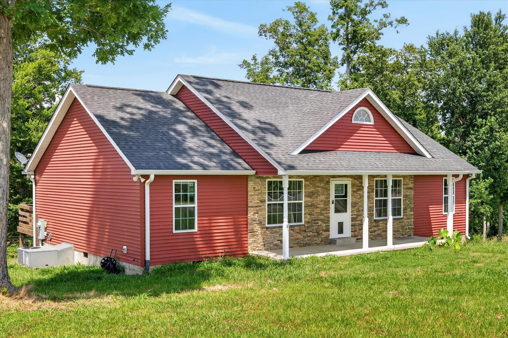 171 High Point Road Erin, TN 37061 - Photo 3 of 38 Gallery Image 3