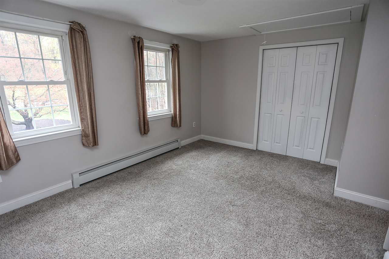 16 Oriole Road Windham, NH 03087 - Photo 19 of 40