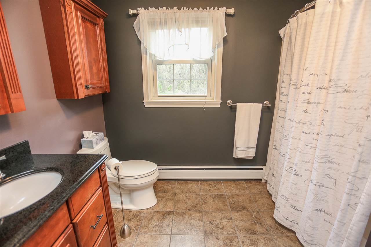 16 Oriole Road Windham, NH 03087 - Photo 26 of 40