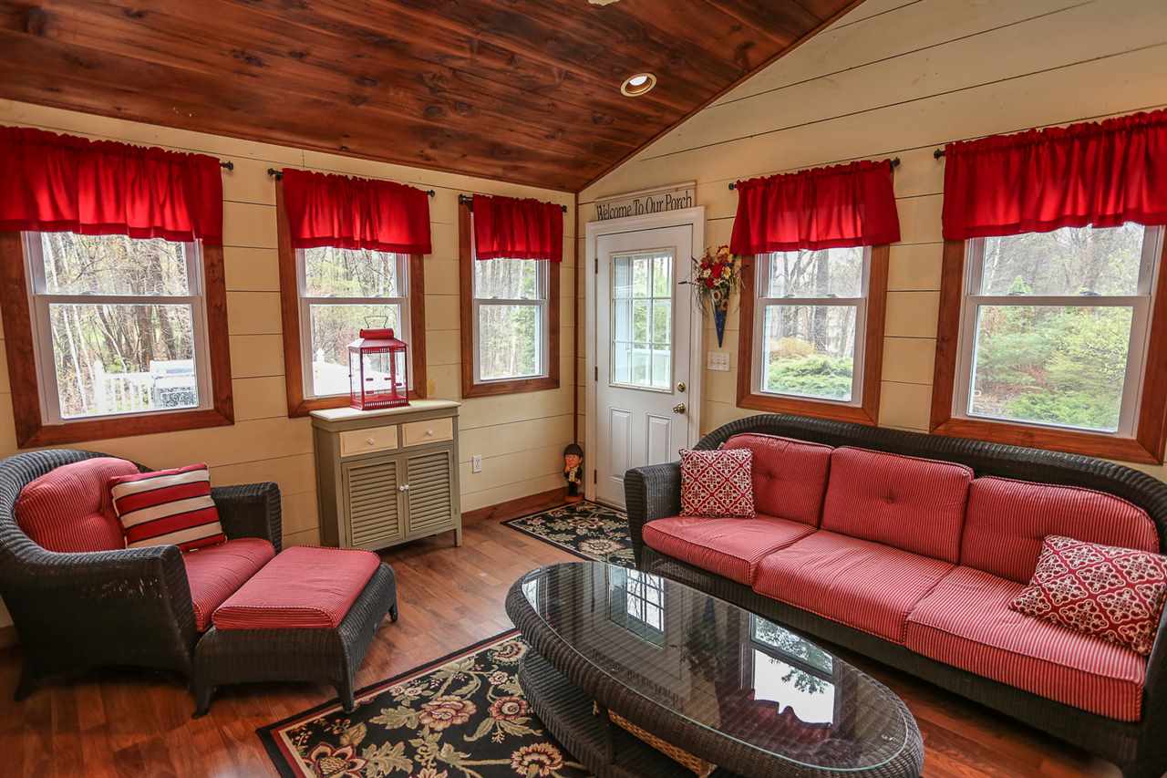 16 Oriole Road Windham, NH 03087 - Photo 28 of 40