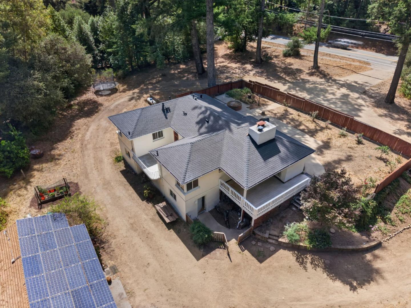 23889 Summit Road Los Gatos, CA 95033 - Photo 23 of 26 Gallery Image 23