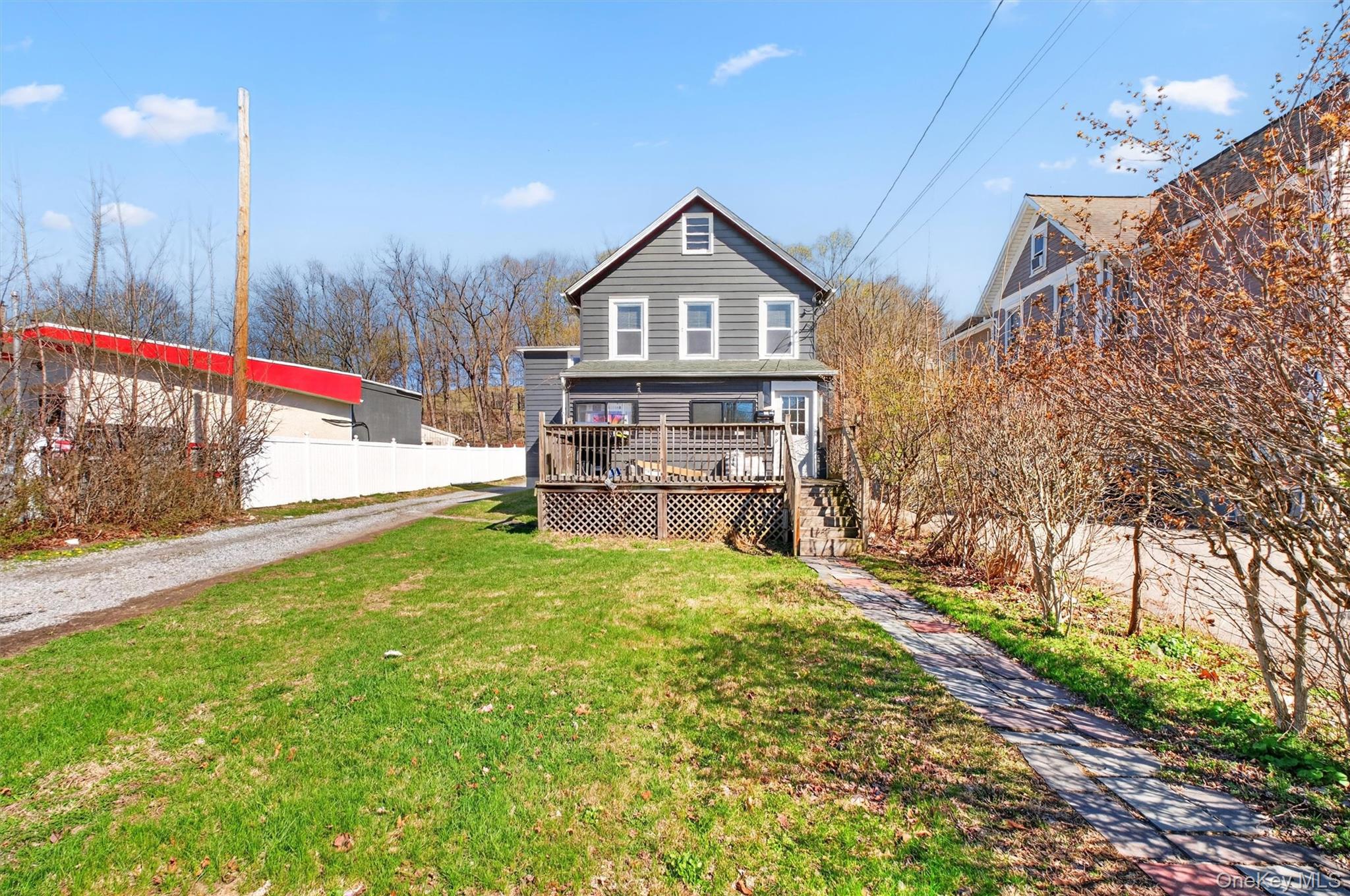 215 North Hamilton Street Poughkeepsie, NY 12601 - Photo 1 of 34