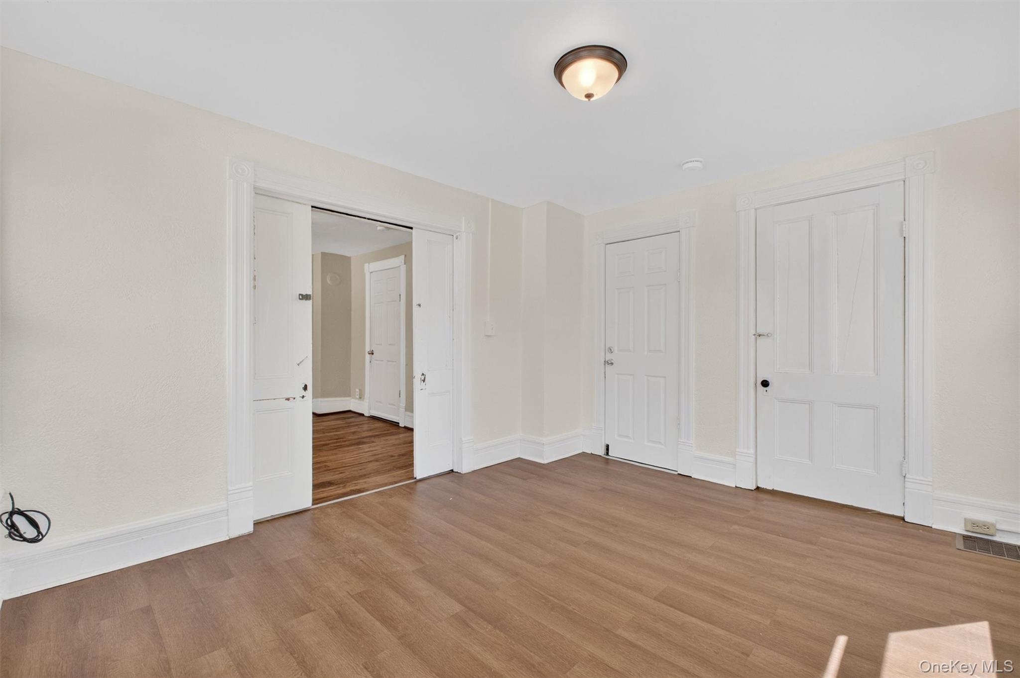 215 North Hamilton Street Poughkeepsie, NY 12601 - Photo 19 of 34