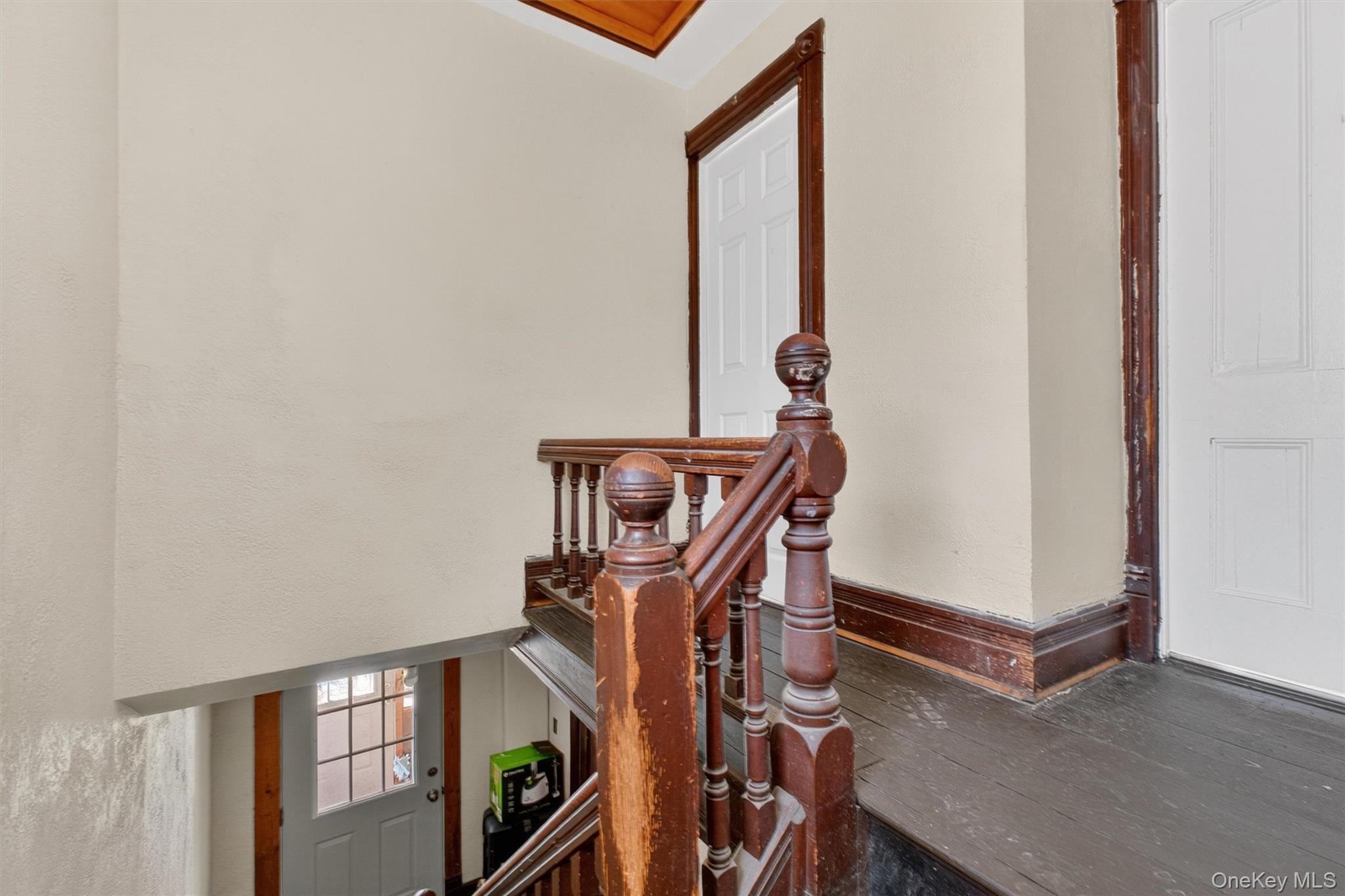 215 North Hamilton Street Poughkeepsie, NY 12601 - Photo 22 of 34