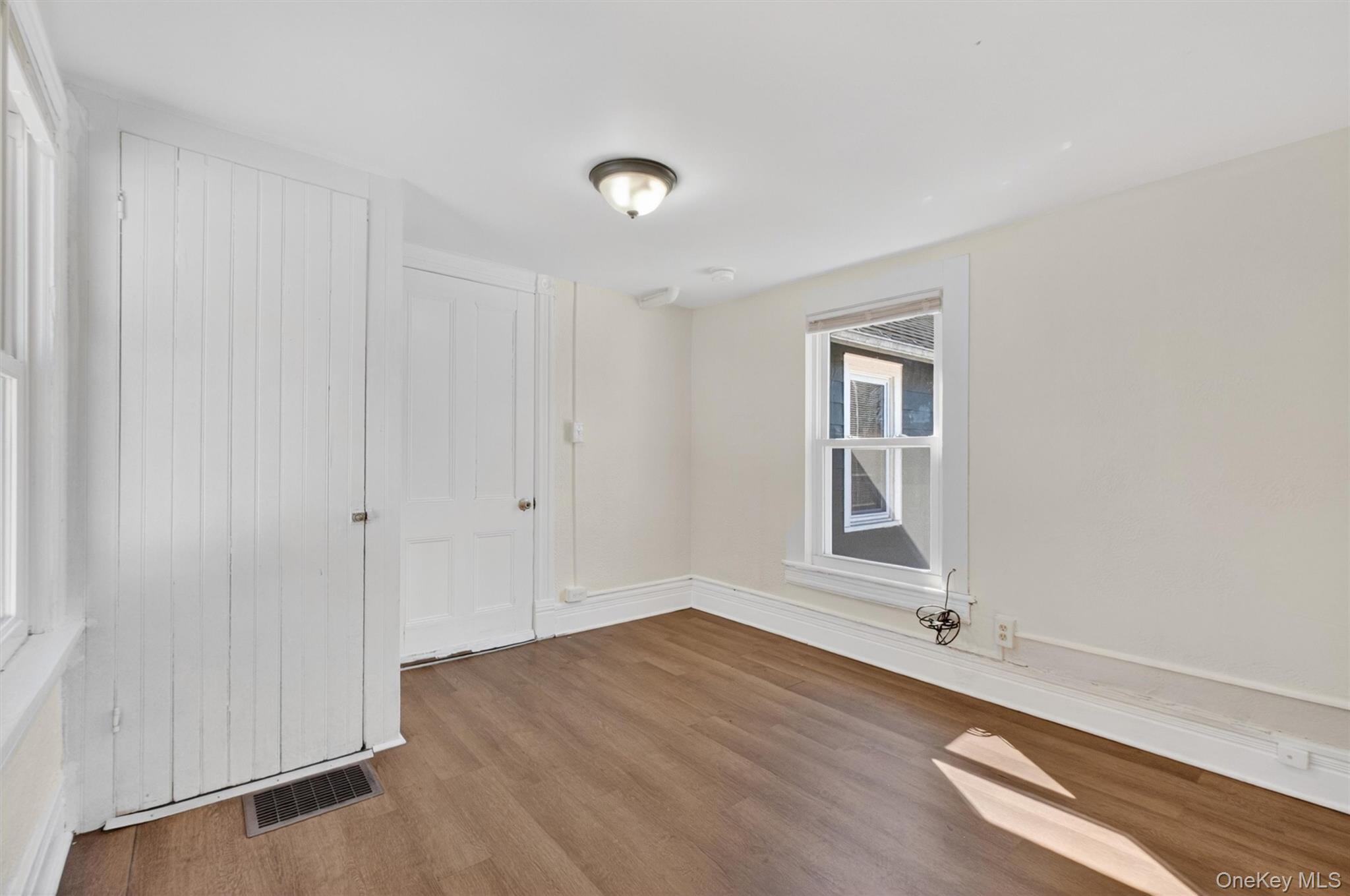 215 North Hamilton Street Poughkeepsie, NY 12601 - Photo 26 of 34