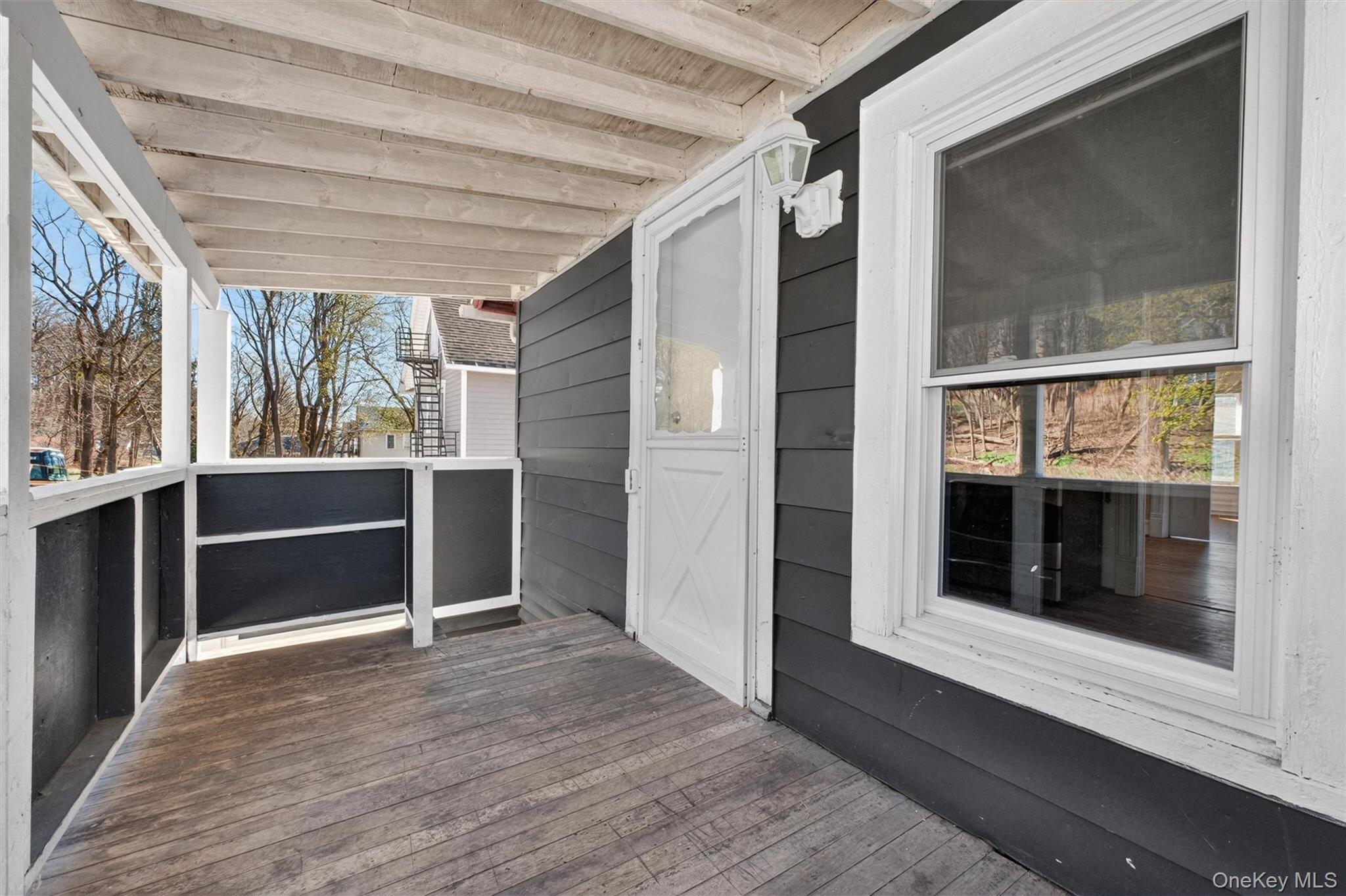 215 North Hamilton Street Poughkeepsie, NY 12601 - Photo 28 of 34