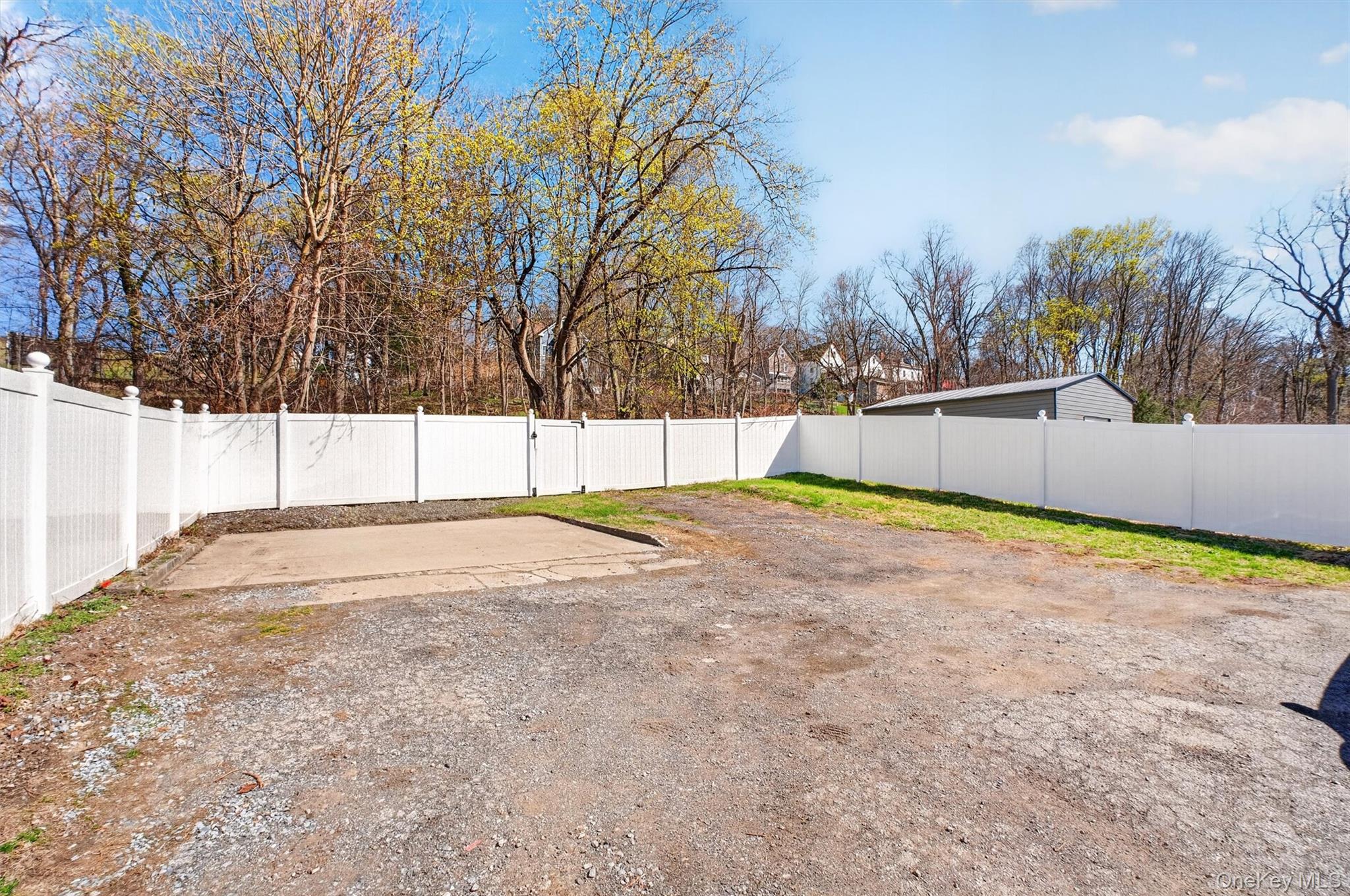 215 North Hamilton Street Poughkeepsie, NY 12601 - Photo 30 of 34