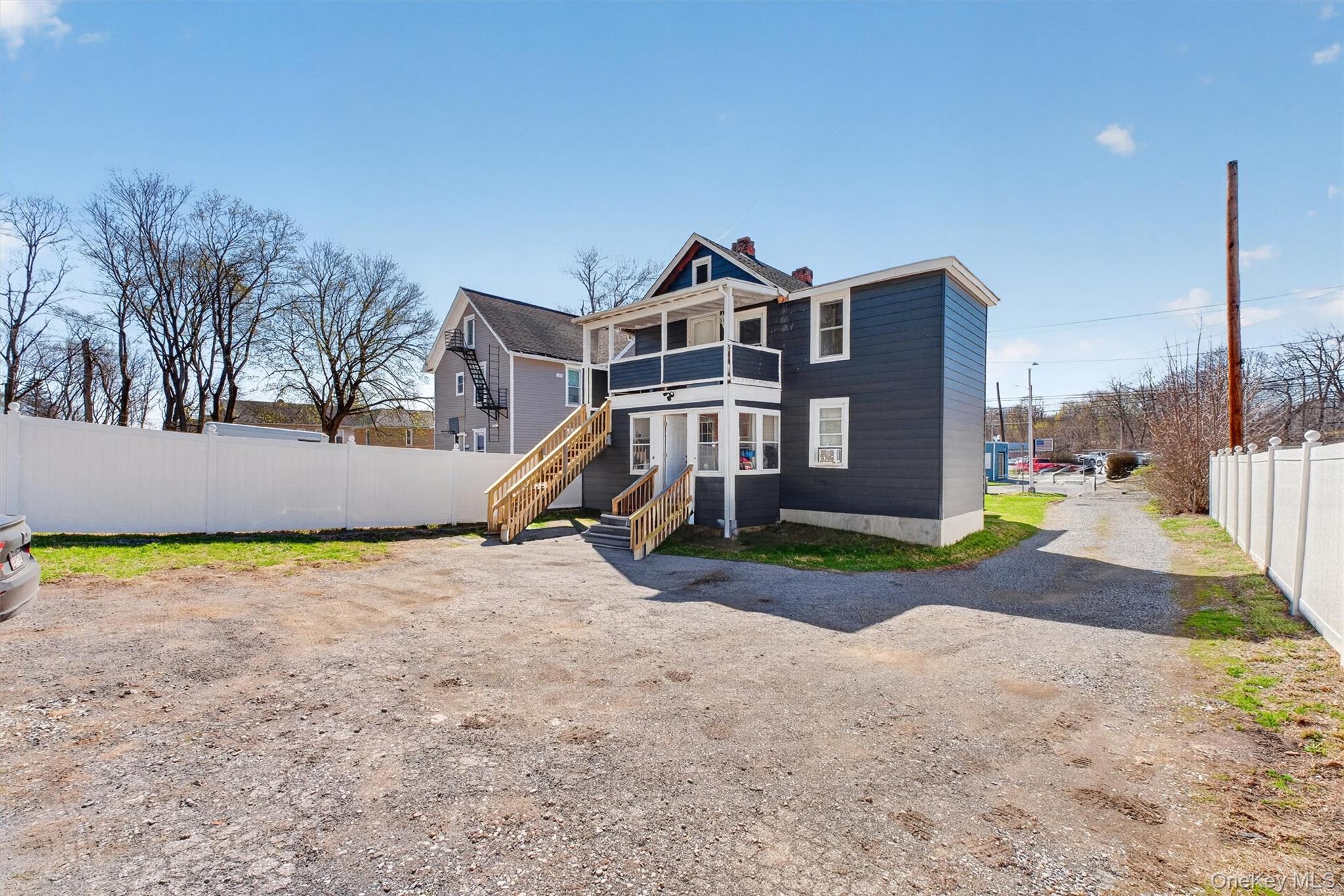 215 North Hamilton Street Poughkeepsie, NY 12601 - Photo 33 of 34