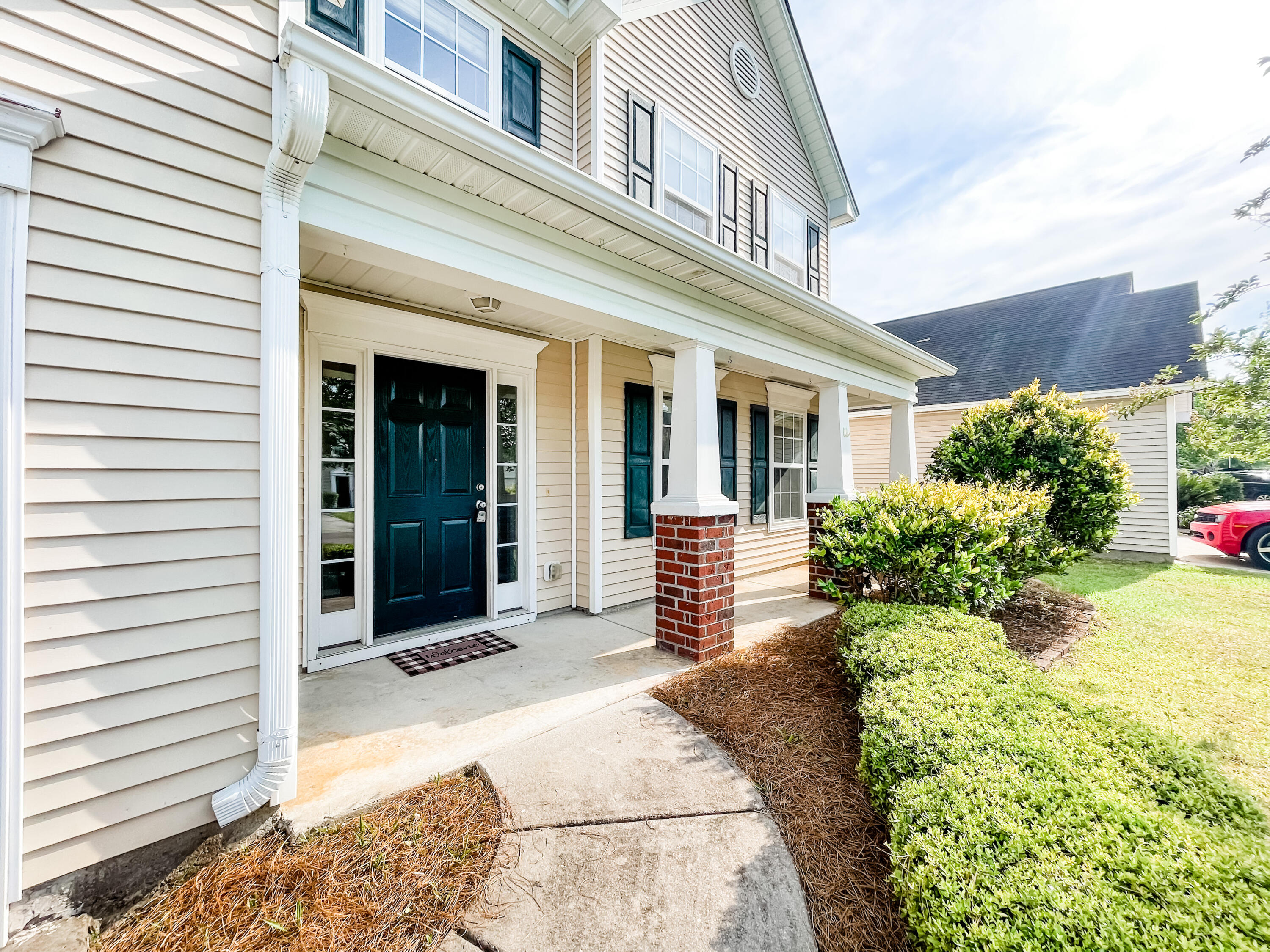 3525 Galaxy Road Ladson, SC 29456 - Photo 4 of 24 73B00C79-6CBE-49F0-89B9-B7B97F5B3F0B