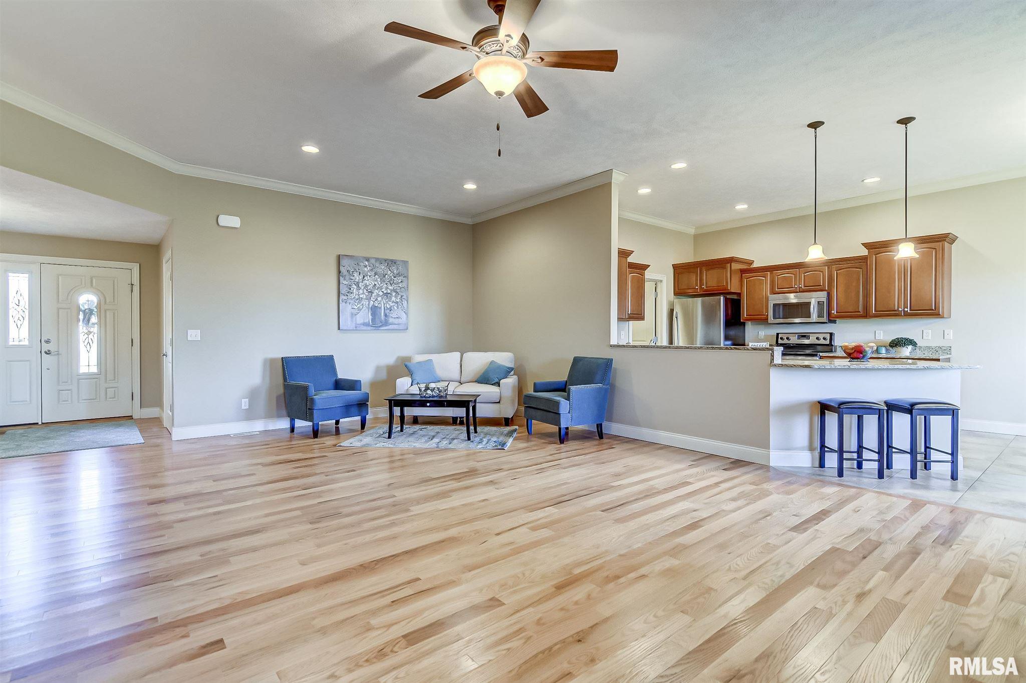 5512 Legacy Lane Springfield, IL 62711 - Photo 4 of 36 Gallery Image 4