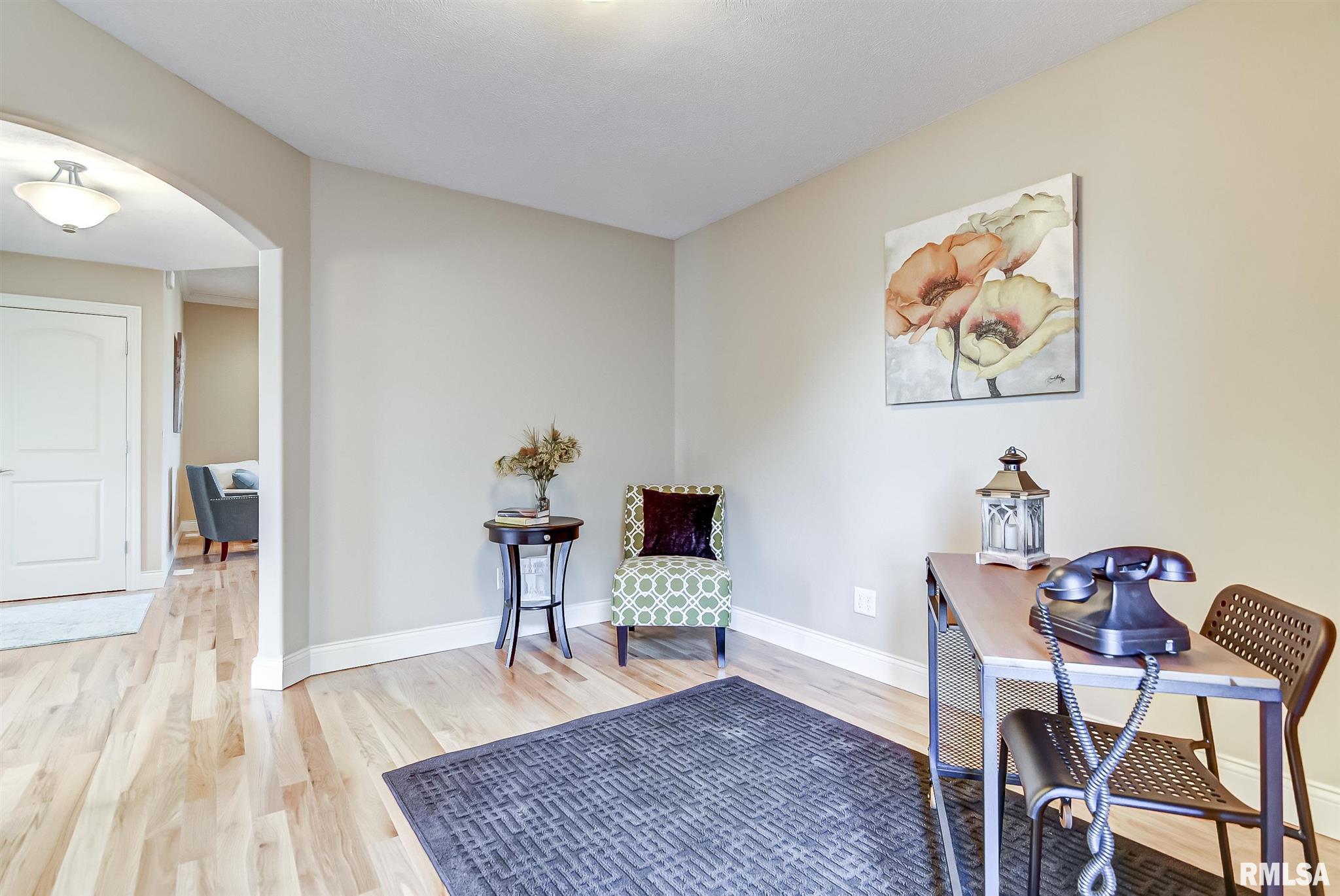 5512 Legacy Lane Springfield, IL 62711 - Photo 7 of 36 Gallery Image 7