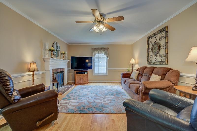 1743 Millbridge Road Salem, VA 24153 - Photo 25 of 54 Family Room (2)