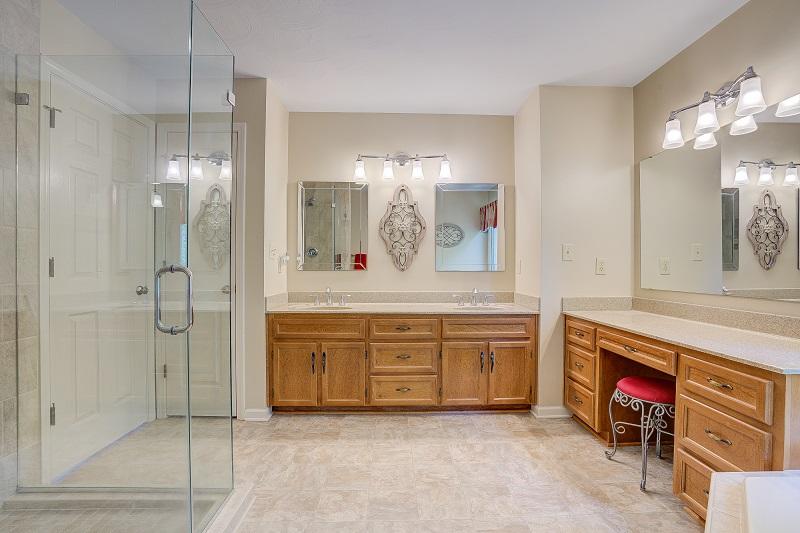 1743 Millbridge Road Salem, VA 24153 - Photo 38 of 54 Master Bath (4)