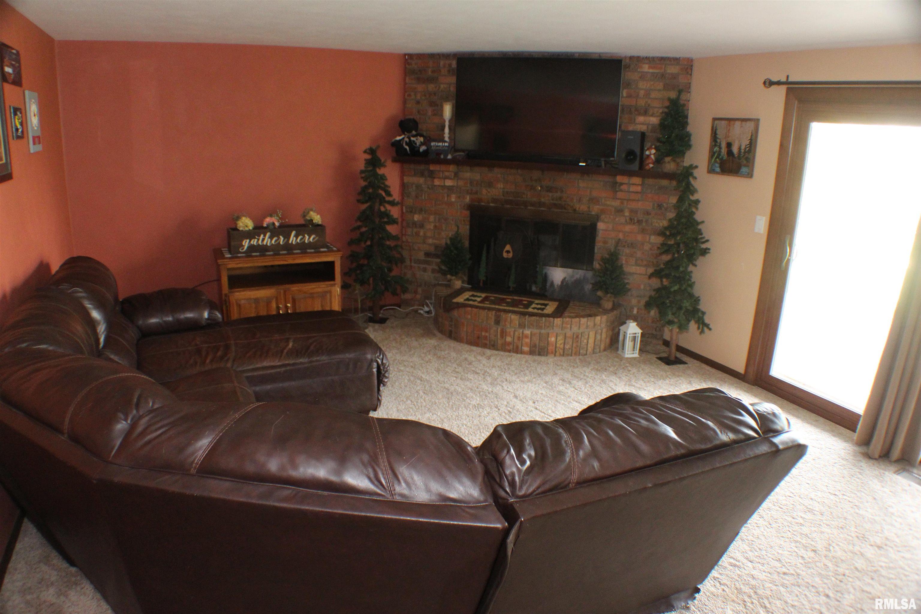 2195 Harvey Road Albany, IL 61230 - Photo 16 of 32