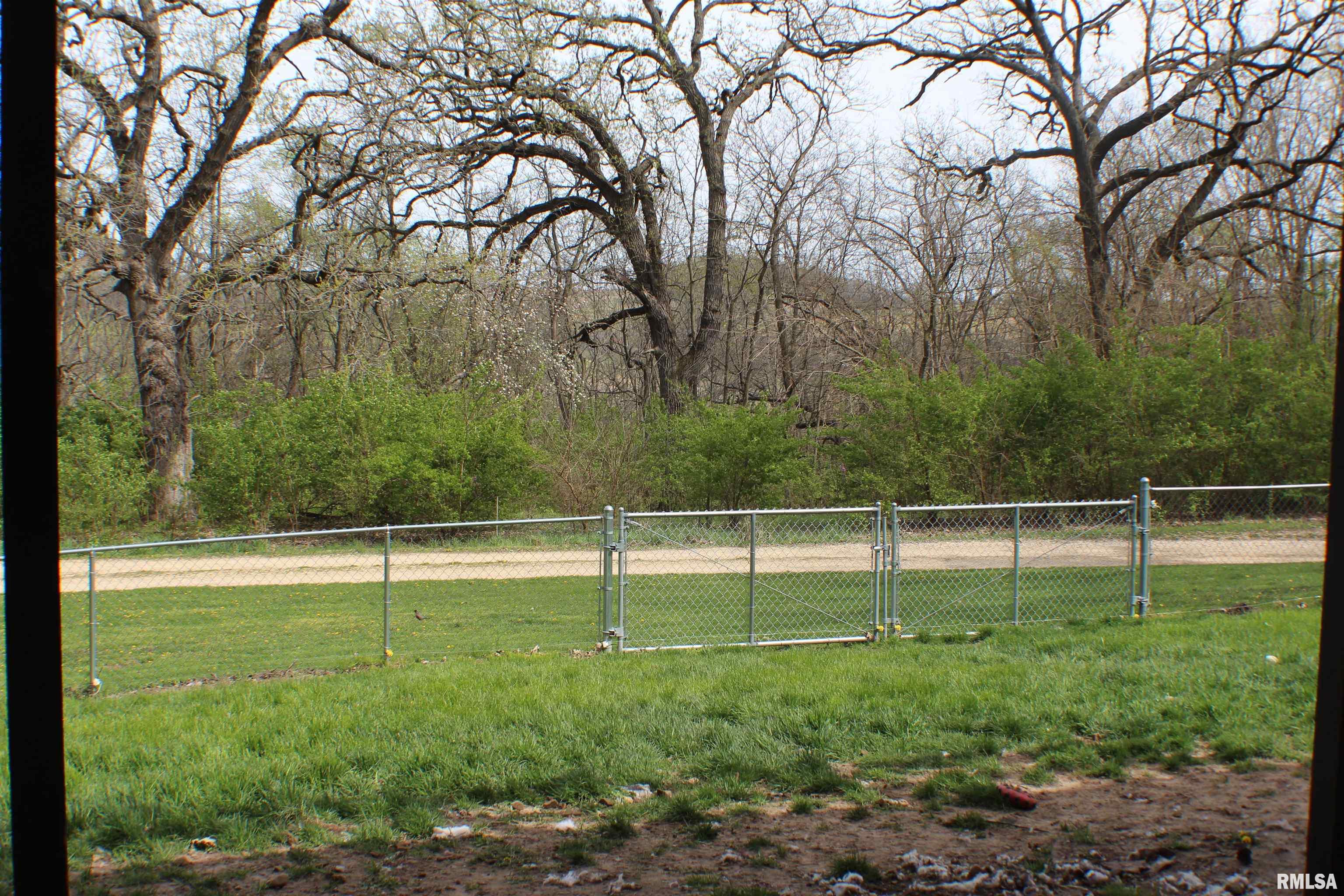 2195 Harvey Road Albany, IL 61230 - Photo 20 of 32