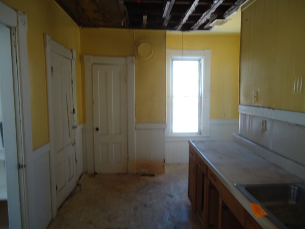 14 Hawthorne Street Springfield, MA 01105 - Photo 10 of 16 Gallery Image 10